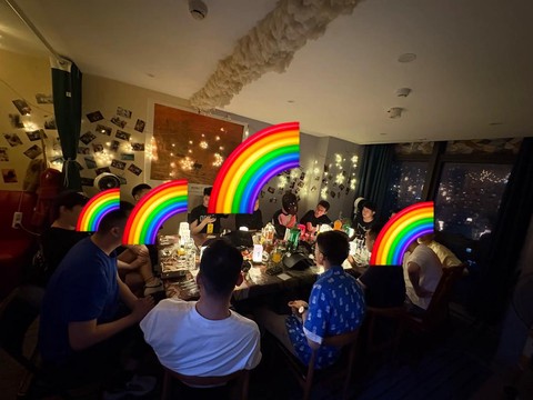 狼人杀怎么开麦放音乐