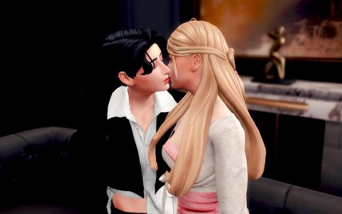 模拟人生4怎么亲吻